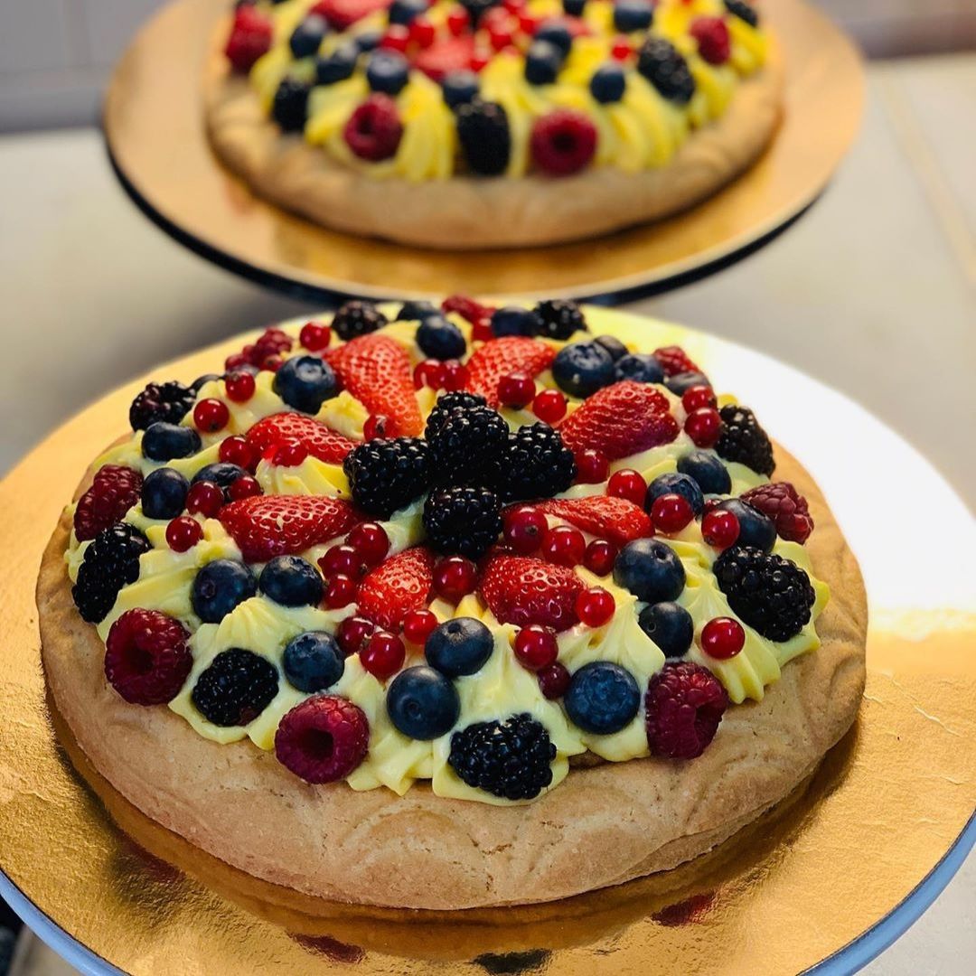 dolci e torte creative - crostata di frutta fresca - arte pasticcera - Lina Shopova - FH55 Grand Hotel Palatino